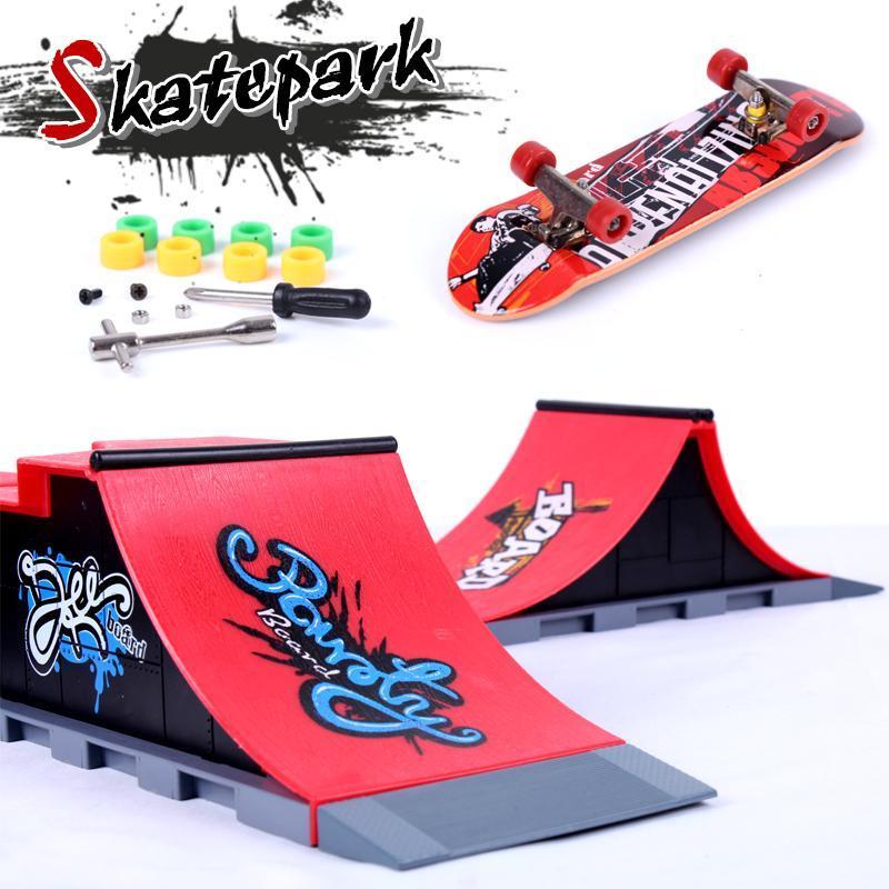 Finger Skateboard Park Ramp